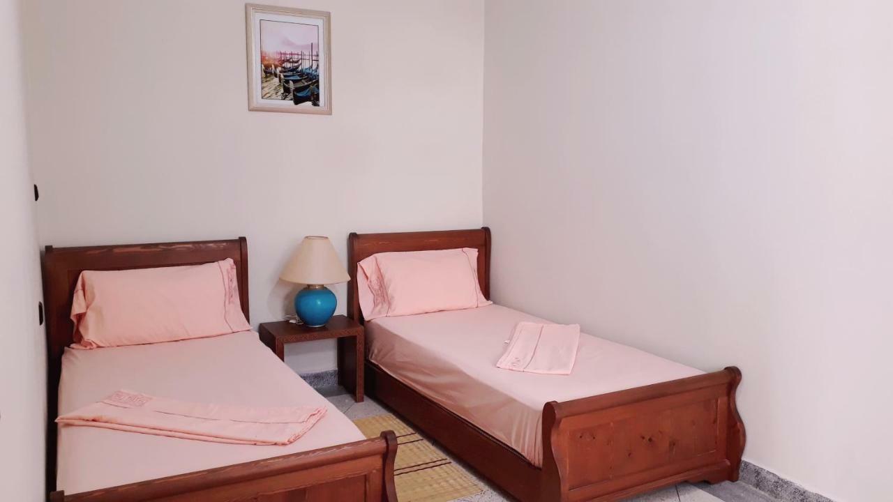 Asklou Appartement A Мирлефт Экстерьер фото